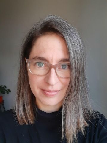 Anna Uhnák Kárník