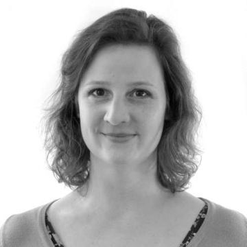 Zuzana V. Harmáčková